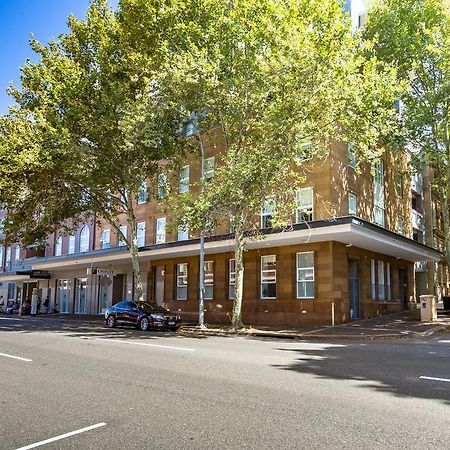 Hotel 111 Newcastle Bagian luar foto